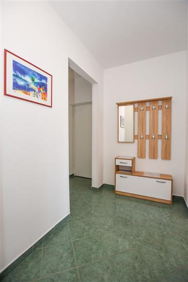 Apartment A2, for 5 persons