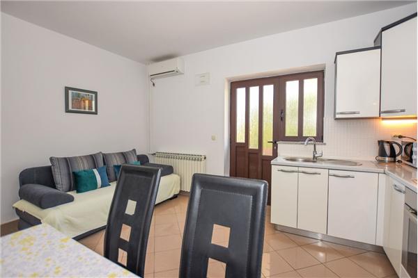 Apartment A6, for 4 persons