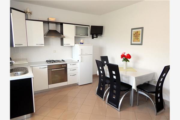 Apartment A6, for 4 persons