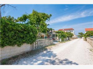 Beachfront accommodation North Dalmatian islands,BookBilicFrom 95 €