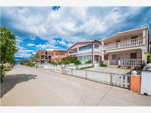 Apartment North Dalmatian islands,BookBubanovicFrom 79 €