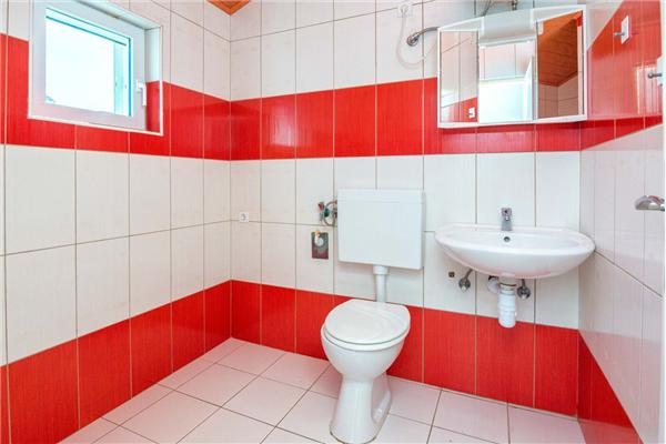 Apartment A1, for 5 persons