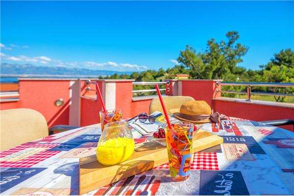 Apartment A1, for 5 persons