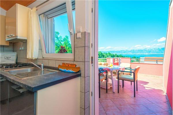 Apartment A2, for 5 persons