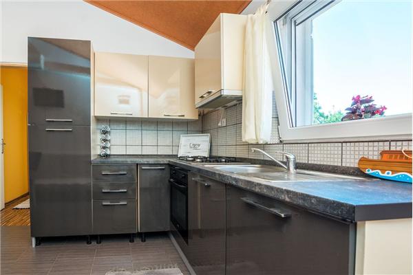 Apartment A2, for 5 persons