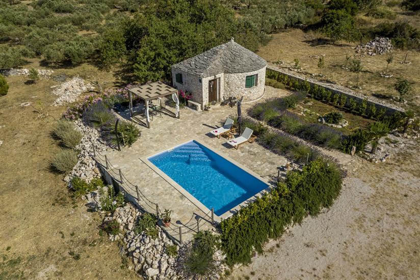 House Magical Island