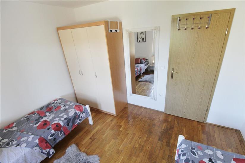 House K1, for 8 persons