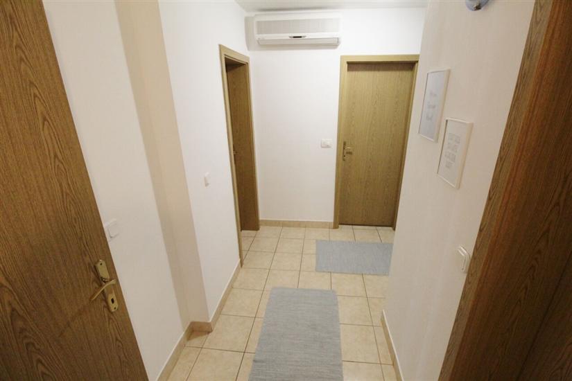 House K1, for 8 persons