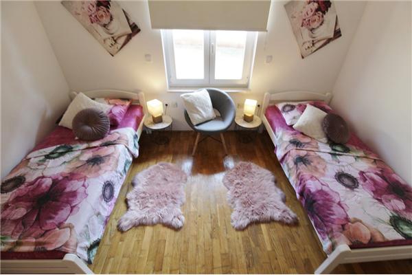 House K1, for 8 persons