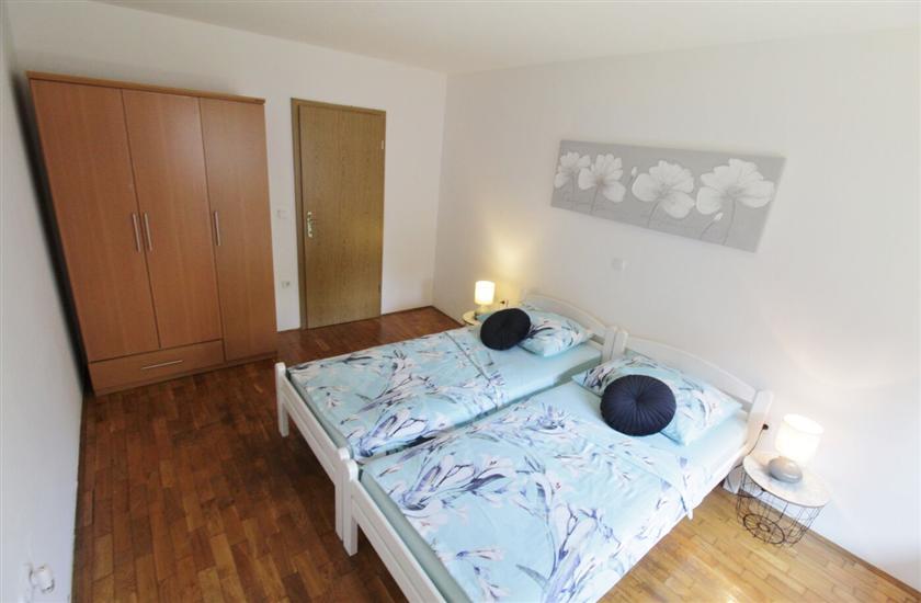 House K1, for 8 persons