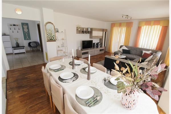 House K1, for 8 persons