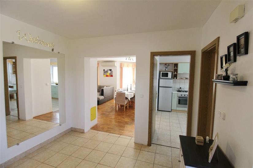 House K1, for 8 persons