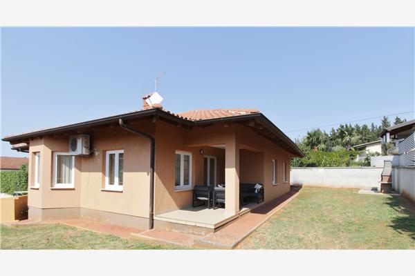 House K1, for 8 persons