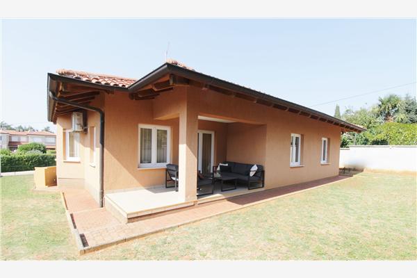 House K1, for 8 persons