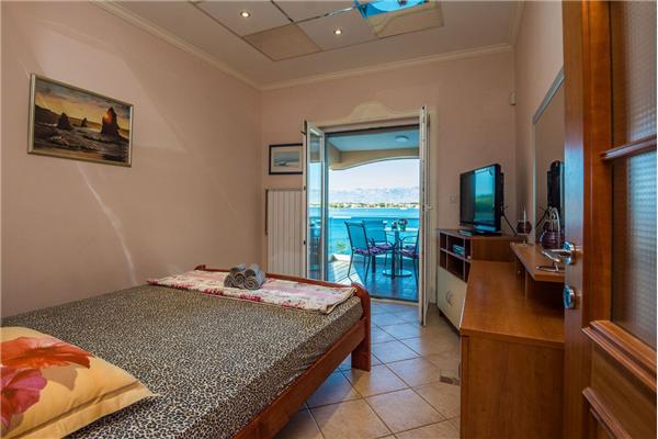 Apartment A2, for 6 persons