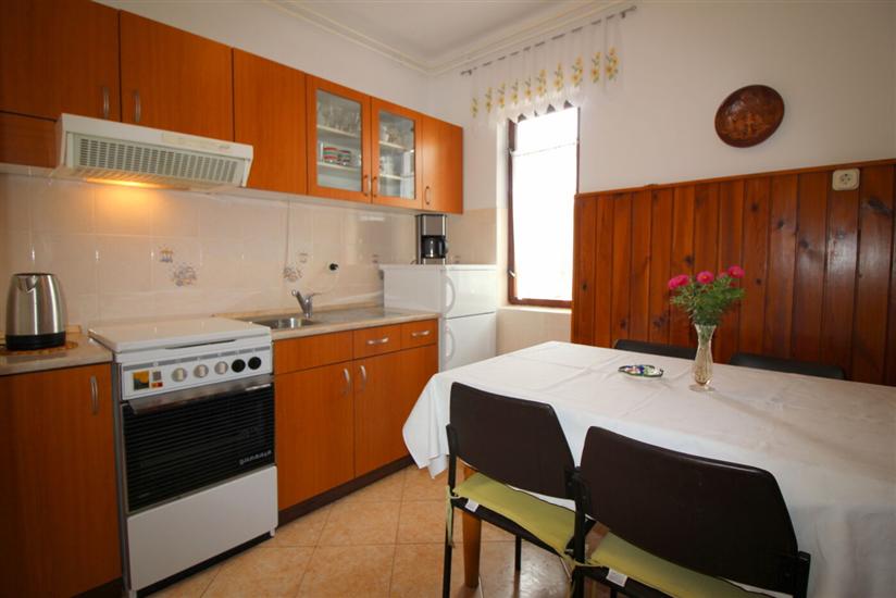 Apartman A2, na 4 osebe