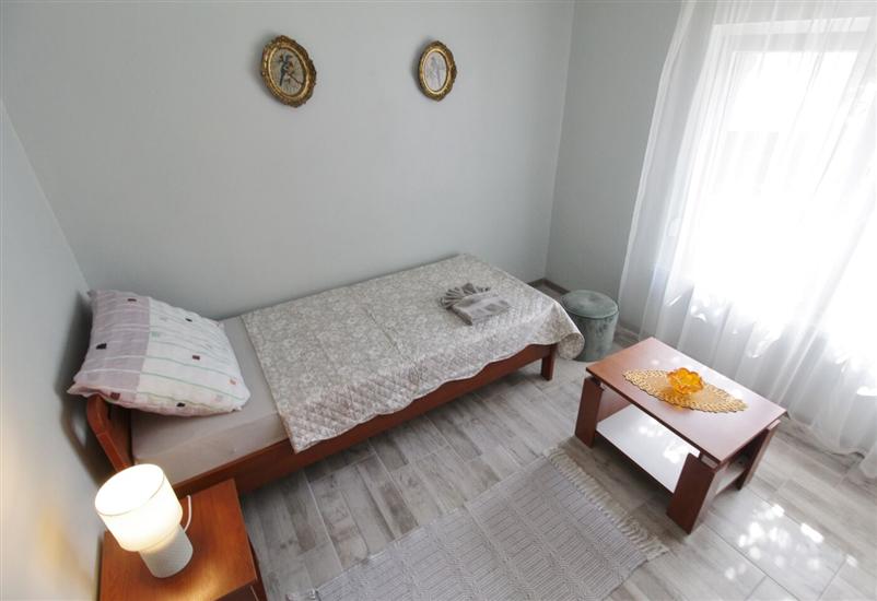 Apartment A1, for 6 persons