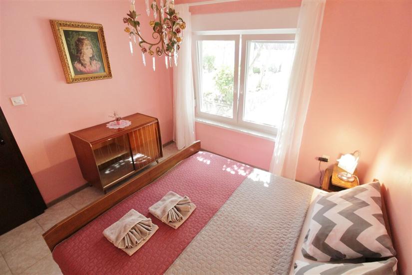 Apartment A1, for 6 persons