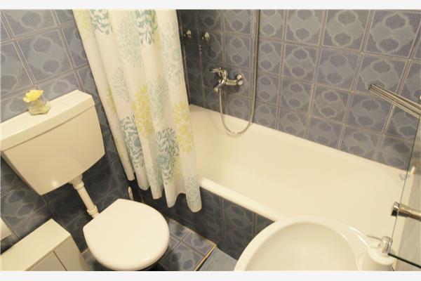 Apartment A1, for 6 persons