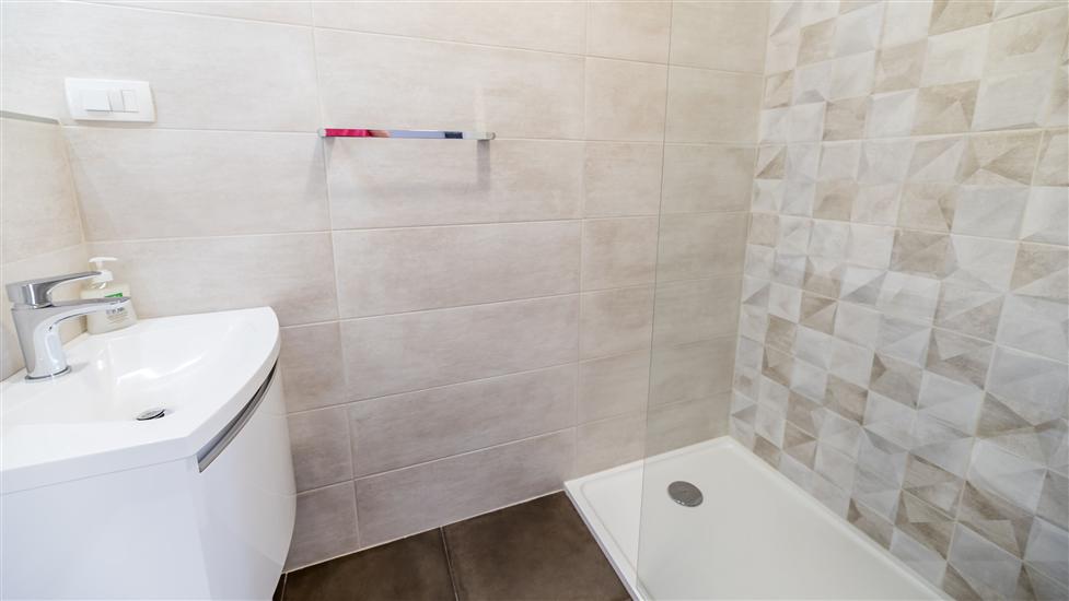 Room S2, for 2 persons