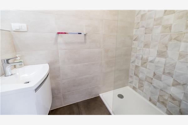 Room S2, for 2 persons