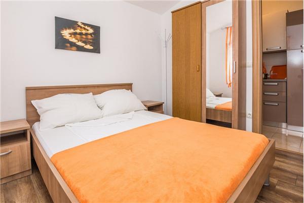 Apartment A1, for 4 persons