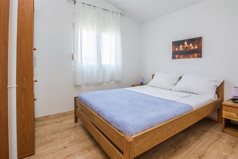 Apartment A4, for 4 persons