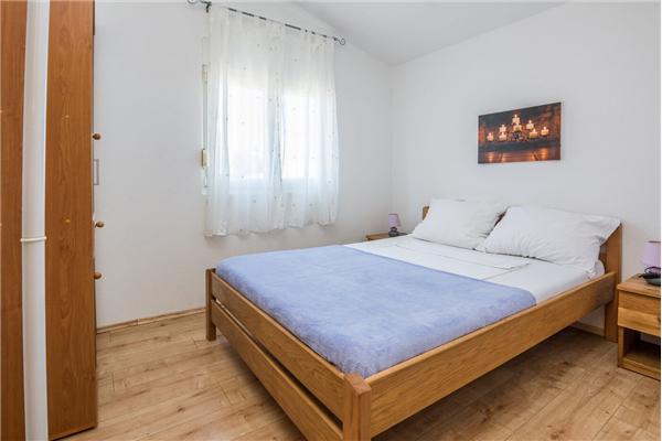 Apartment A4, for 4 persons