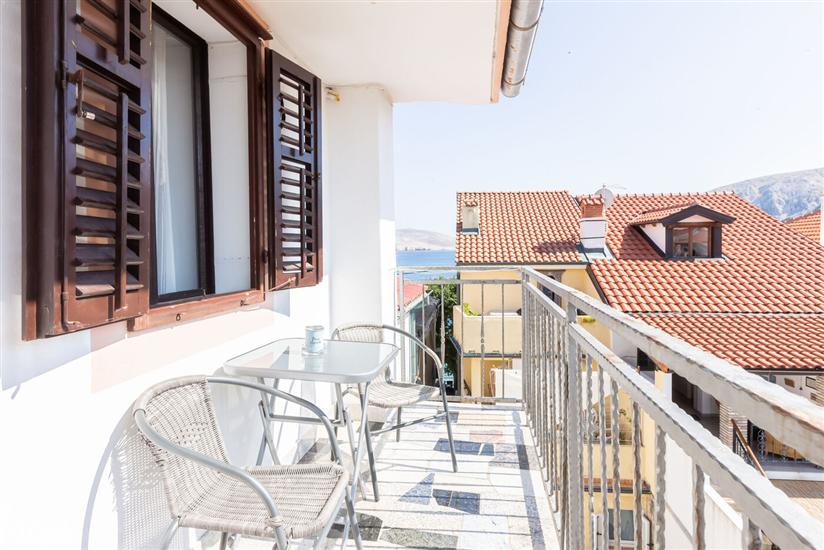 Room S3, for 2 persons