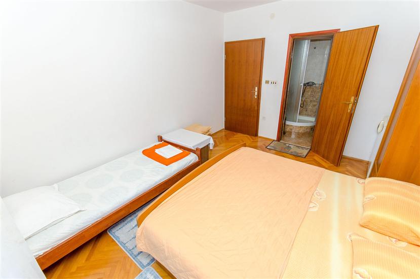 Apartment A1, for 8 persons