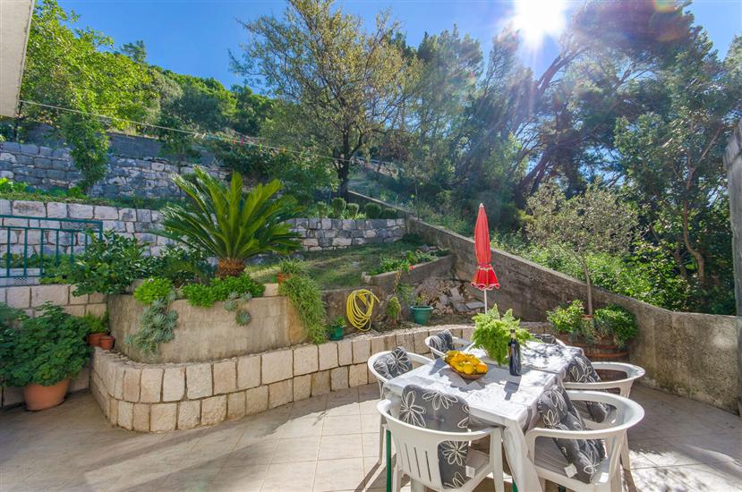 Apartment A2, for 8 persons