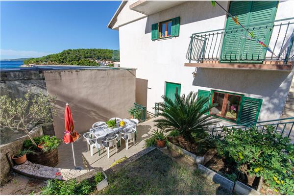 Apartment A2, for 8 persons