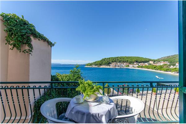 Apartment A2, for 8 persons