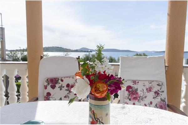 Apartment A1, for 6 persons