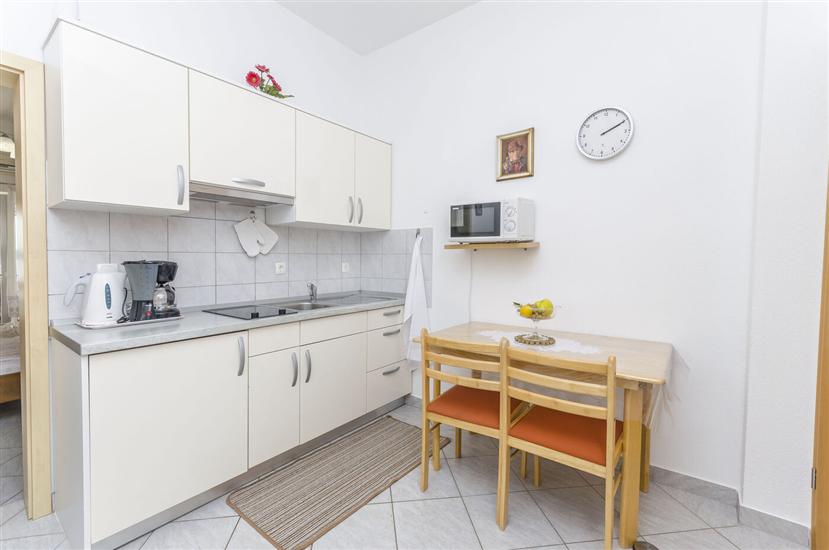 Apartment A2, for 3 persons