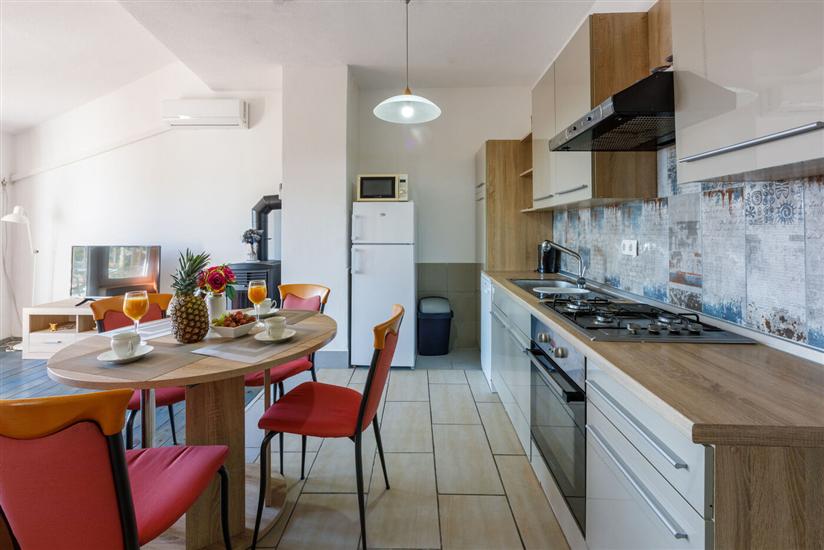 Apartment A2, for 3 persons