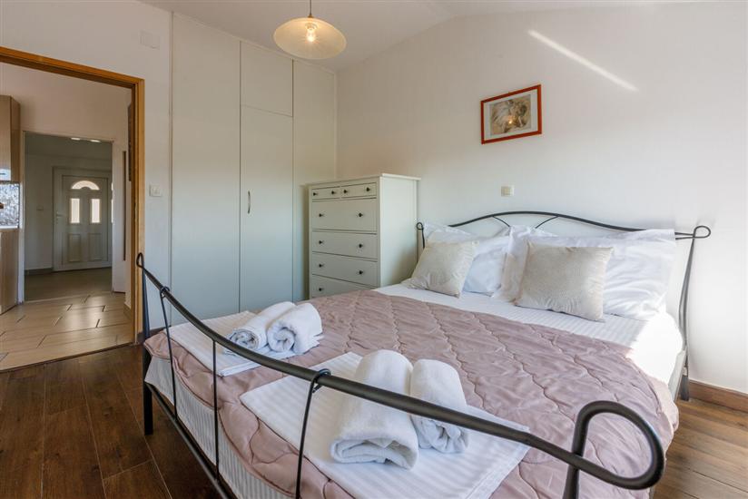 Apartment A2, for 3 persons