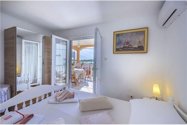 Apartment A1, for 6 persons