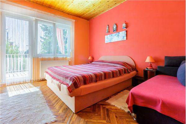 Apartment A2, for 5 persons