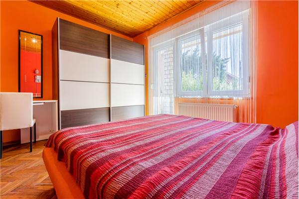 Apartment A2, for 5 persons