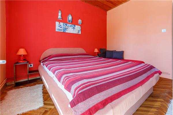 Apartment A2, for 5 persons