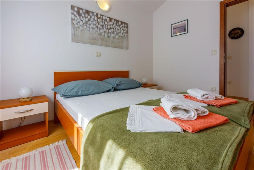 Apartment A2, for 6 persons