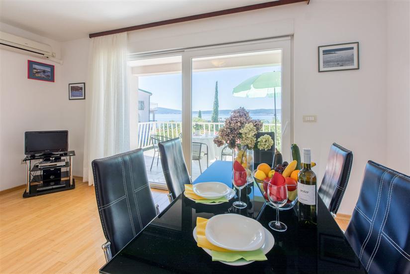 Apartment A3, for 5 persons