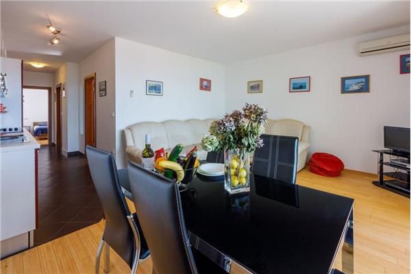 Apartment A3, for 5 persons