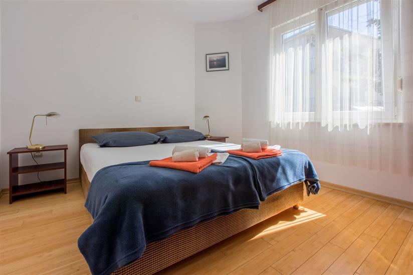 Apartment A3, for 5 persons