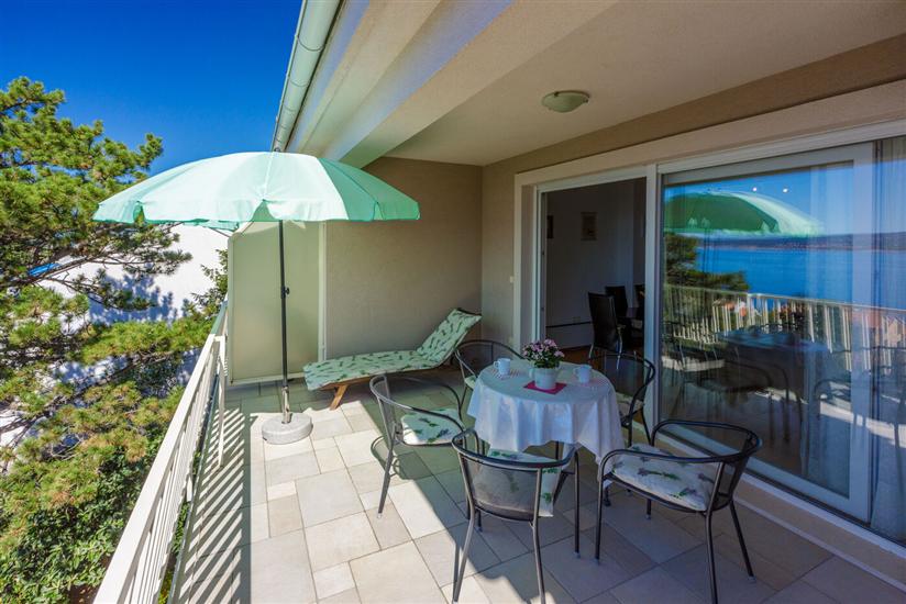 Apartment A3, for 5 persons