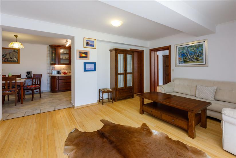 Apartment A4, for 4 persons