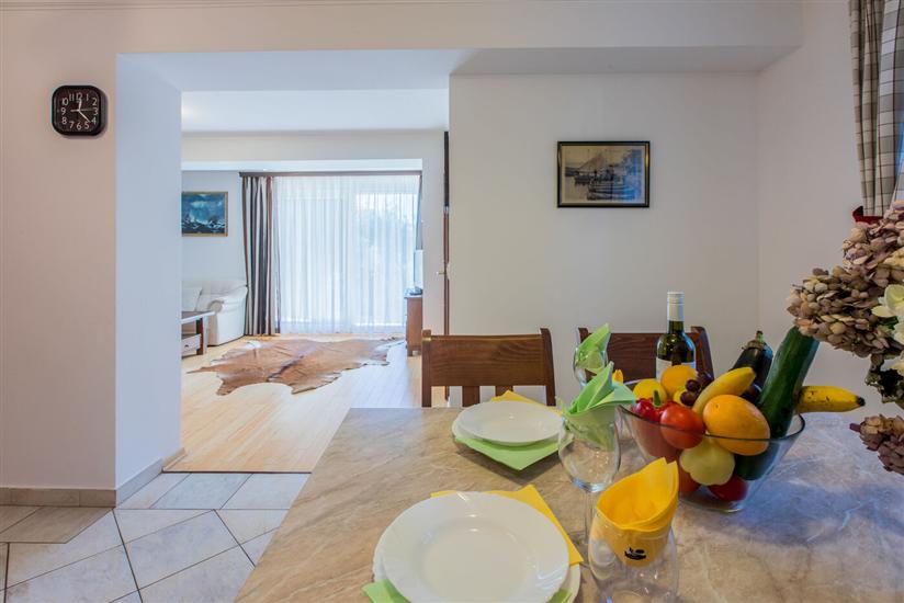 Apartment A4, for 4 persons