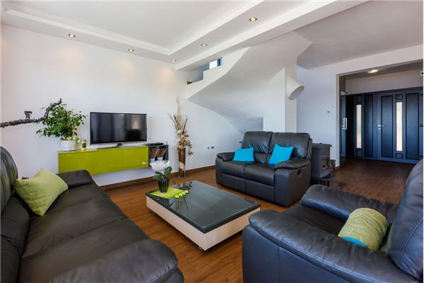 House K1, for 8 persons