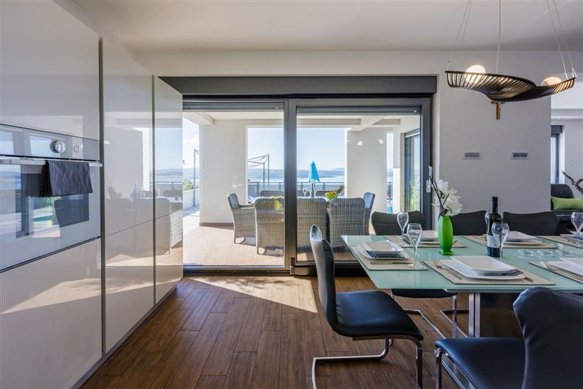 House K1, for 8 persons